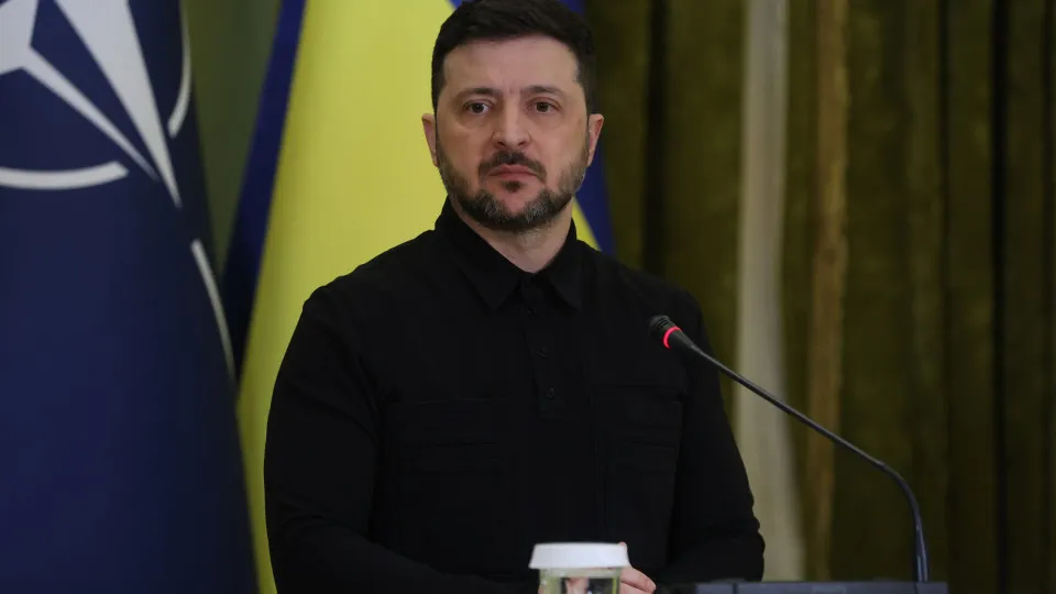 "Seria ilusório acreditar que a guerra pode terminar dividindo a Ucrânia"