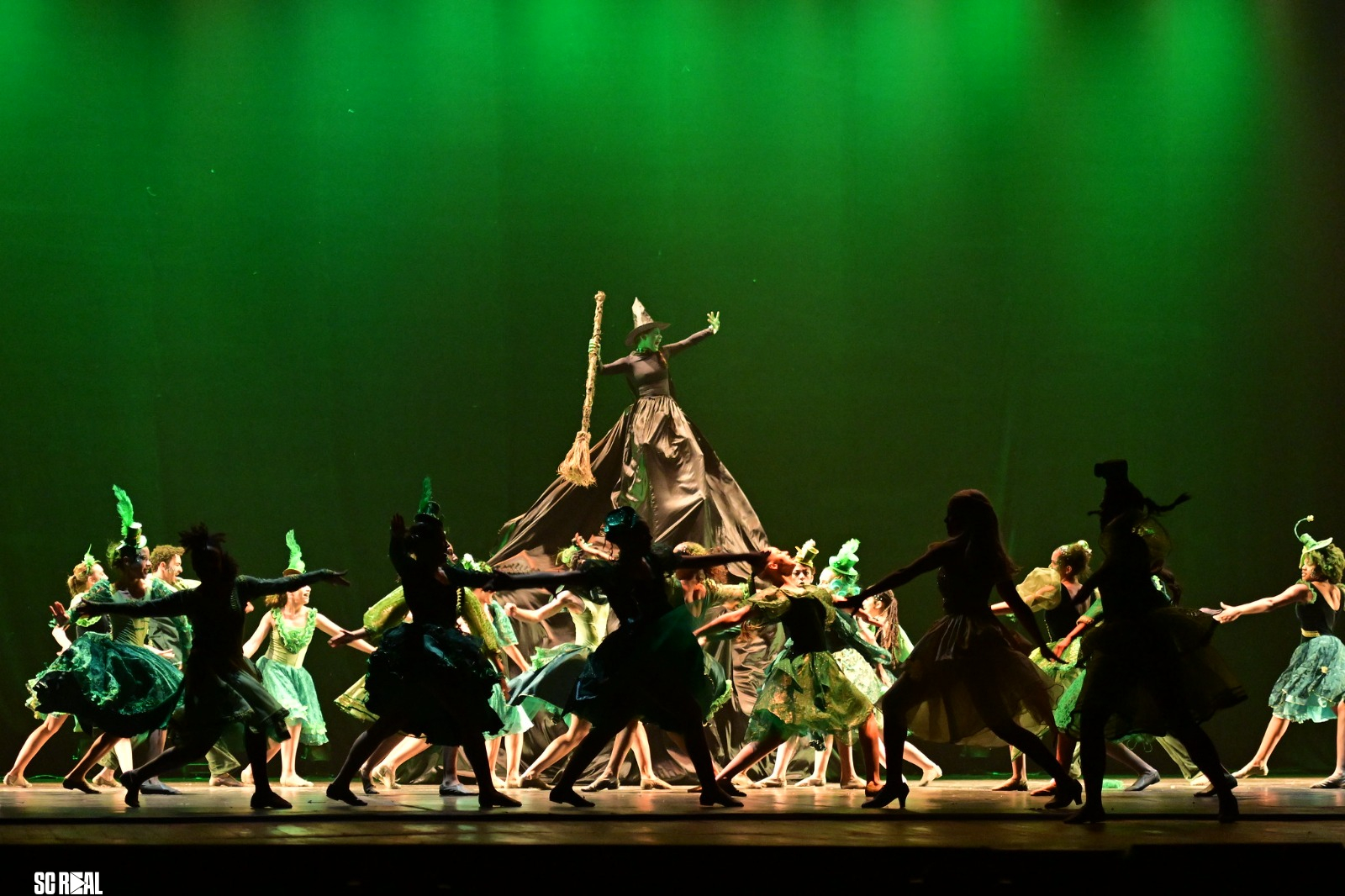 Prazo de inscrição para o 43° Festival de Dança de Joinville está terminando 